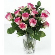 Buchet cu 13 Trandafiri roz